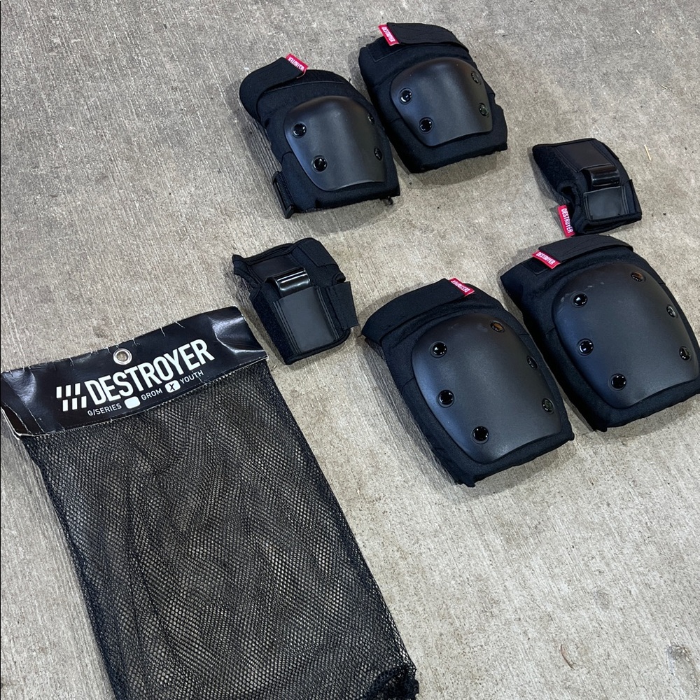 Youth Skateboarding gear set